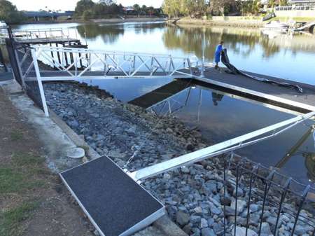 strut pontoon for sale