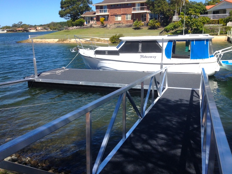 Must-Have Accessories for Pontoon Boats and Jetties - Pontoon And Jetty  Repairs