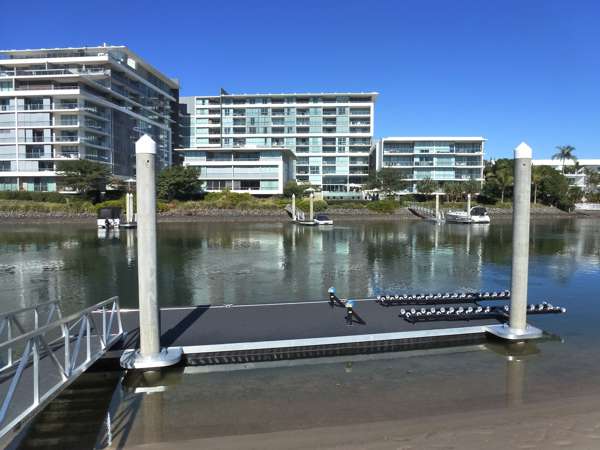 Pontoon vs Jetty - What's the Difference